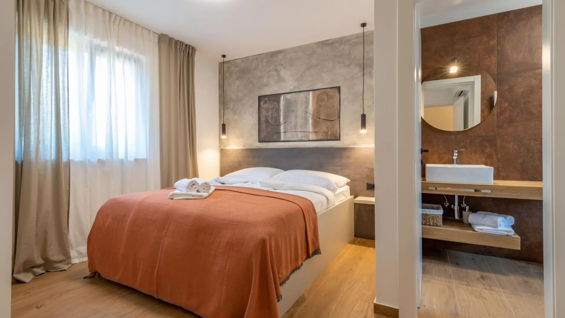 Villa Mochi, A Beautiful Modern Villa In A Tranquil Enviroment Pićan