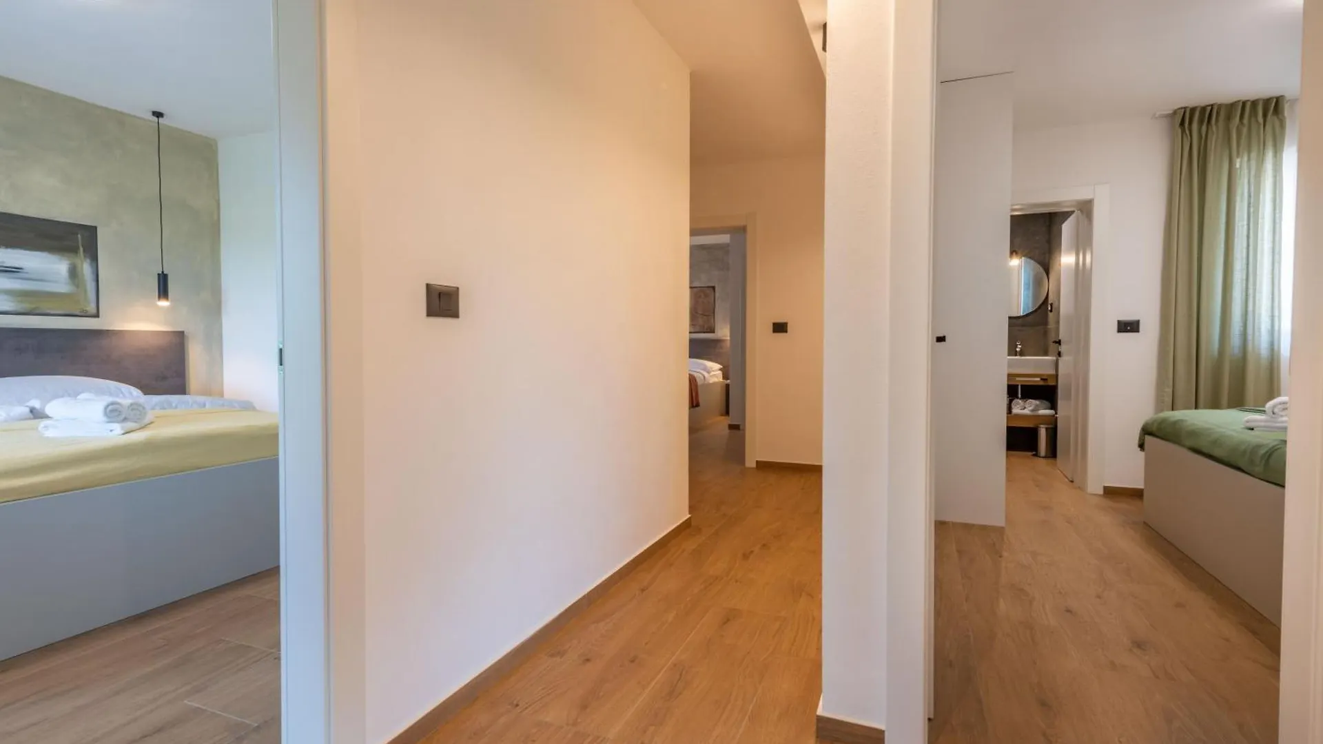 Villa Mochi, A Beautiful Modern Villa In A Tranquil Enviroment Pićan Semesterbostad