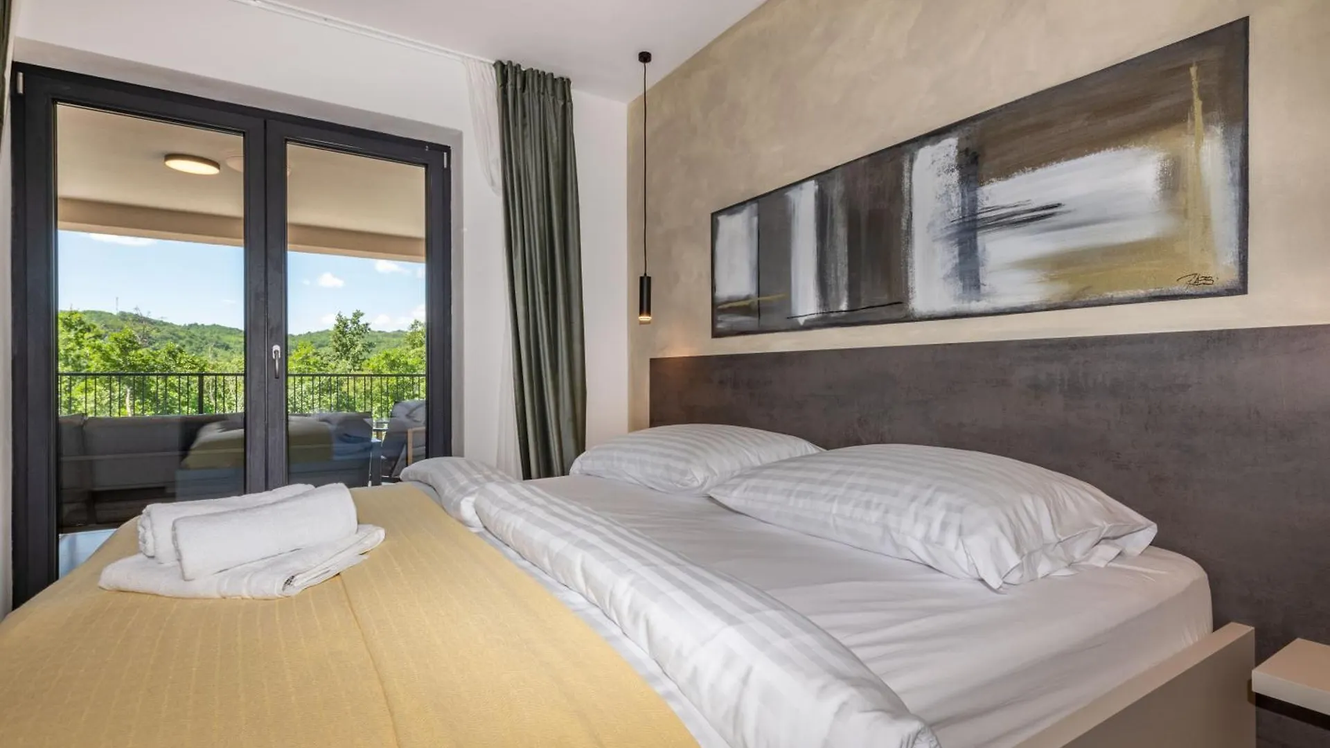 Semesterbostad Villa Mochi, A Beautiful Modern Villa In A Tranquil Enviroment Pićan Kroatien