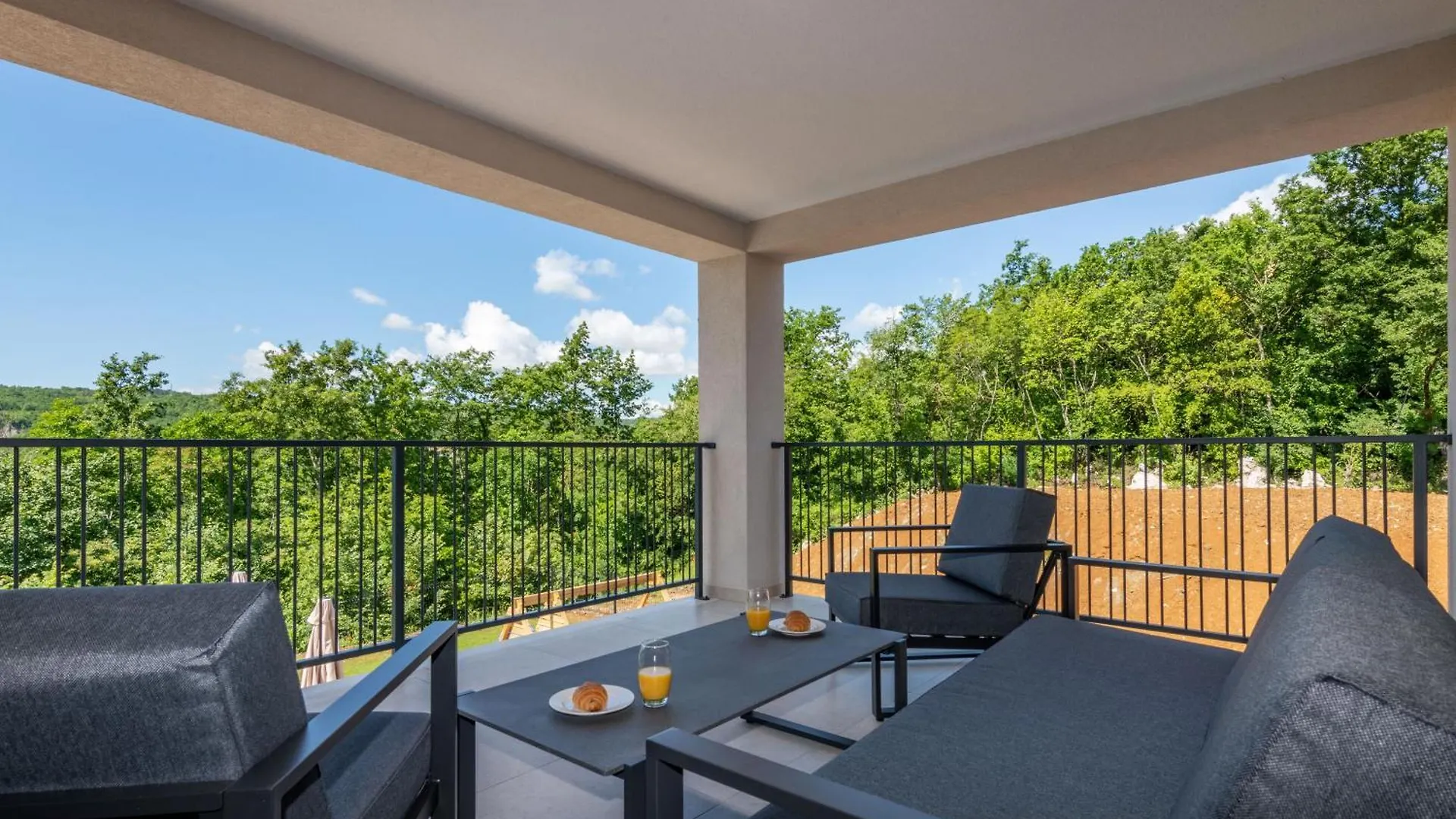 Villa Mochi, A Beautiful Modern Villa In A Tranquil Enviroment Pićan Semesterbostad